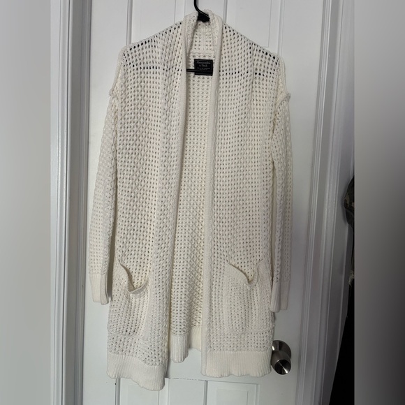 Abercrombie & Fitch Knit Cardigan - Picture 2 of 4